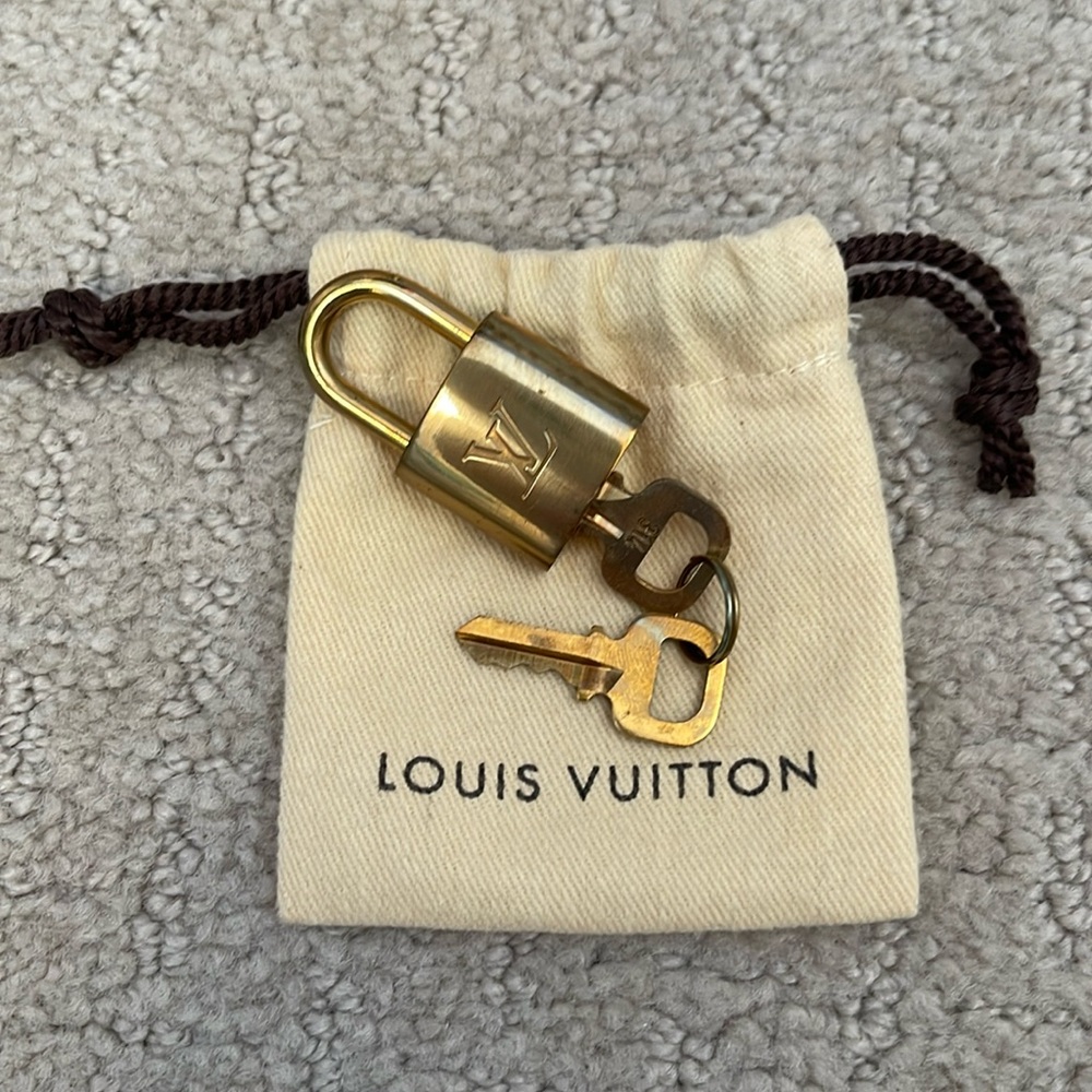 Louis Vuitton Lock. Used.